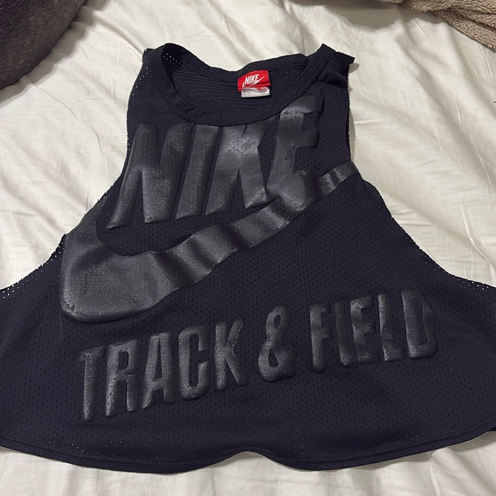 Nike loose crop